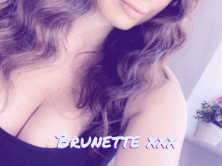 Brunette_xxx